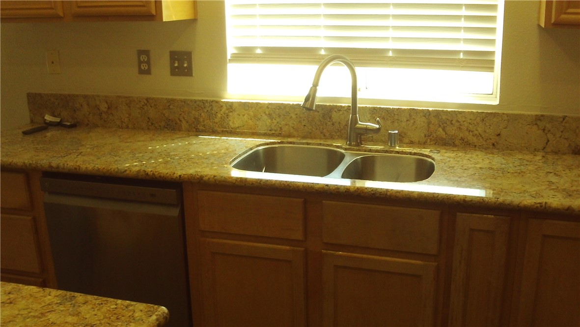 9089 Goldenrod Court Property Photo 10