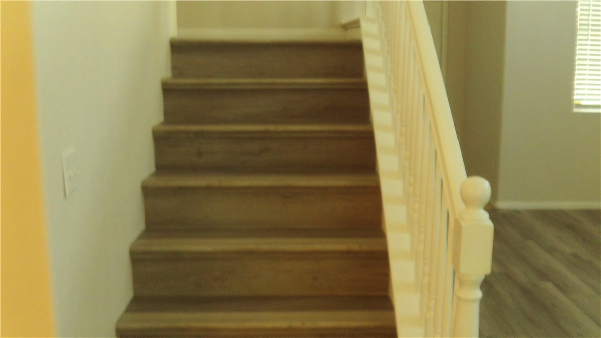9089 Goldenrod Court Property Photo 12