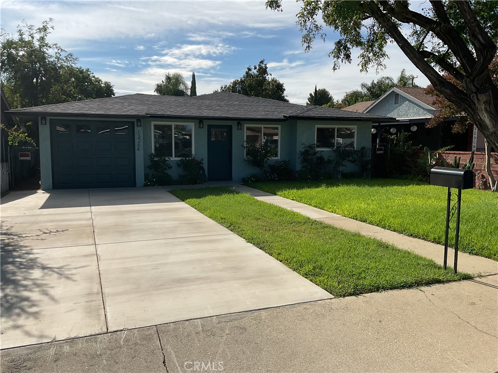 13264 2nd Property Photo 2