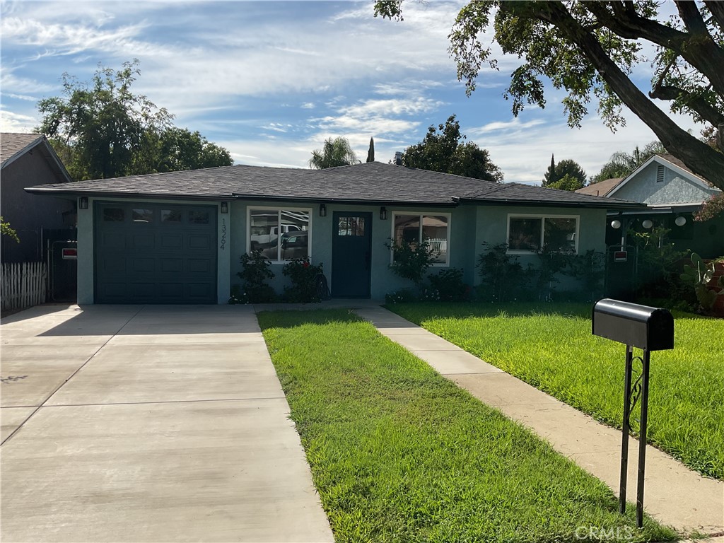 13264 2nd Property Photo 3