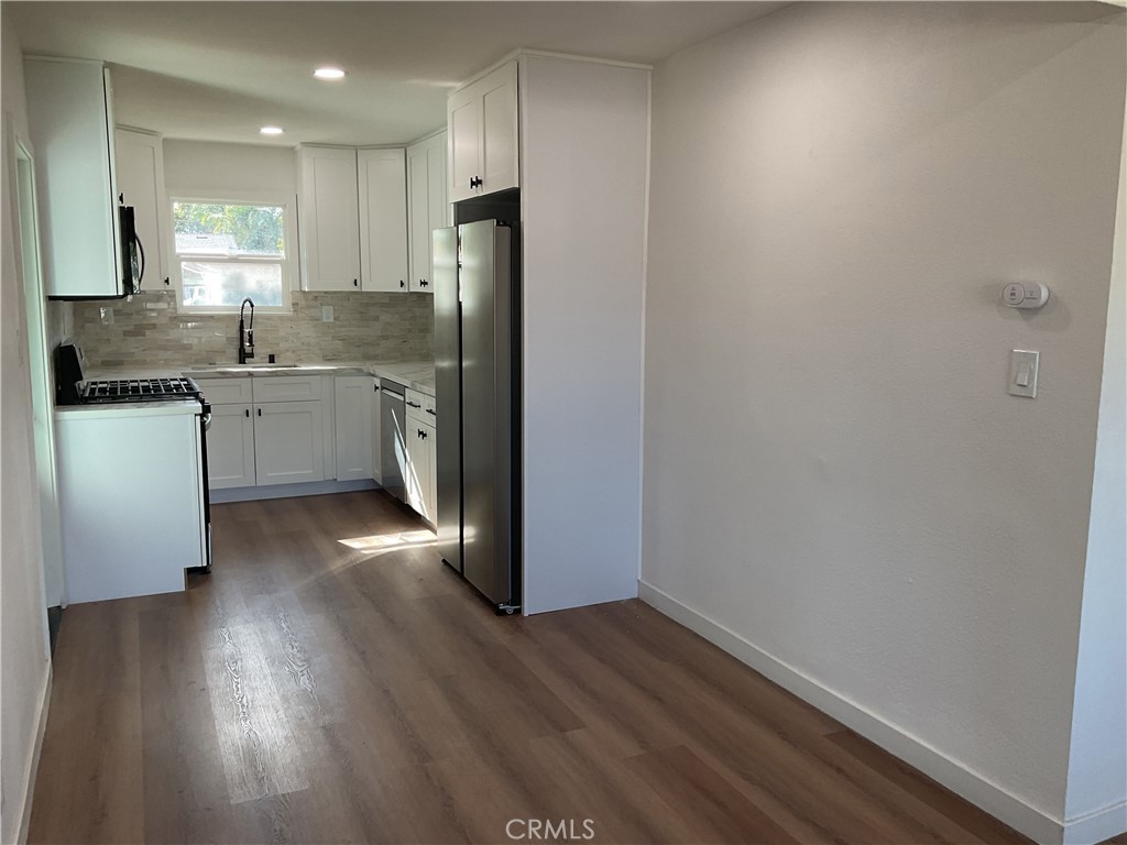13264 2nd Property Photo 9