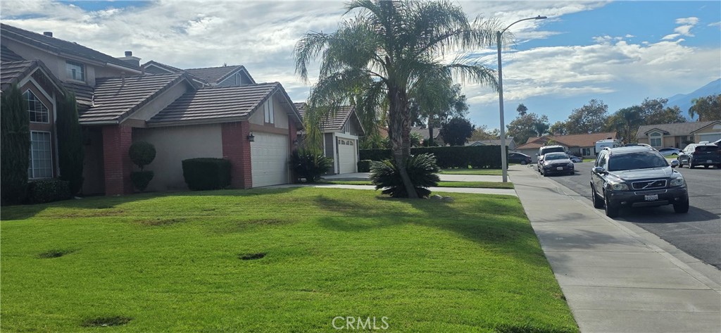 2633 W Loma Vista Drive Property Photo 2