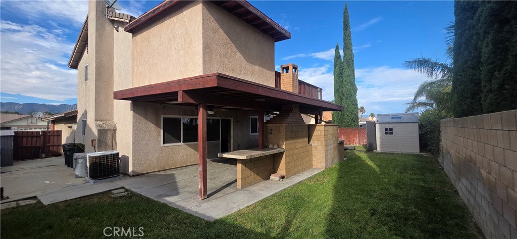 2633 W Loma Vista Drive Property Photo 5