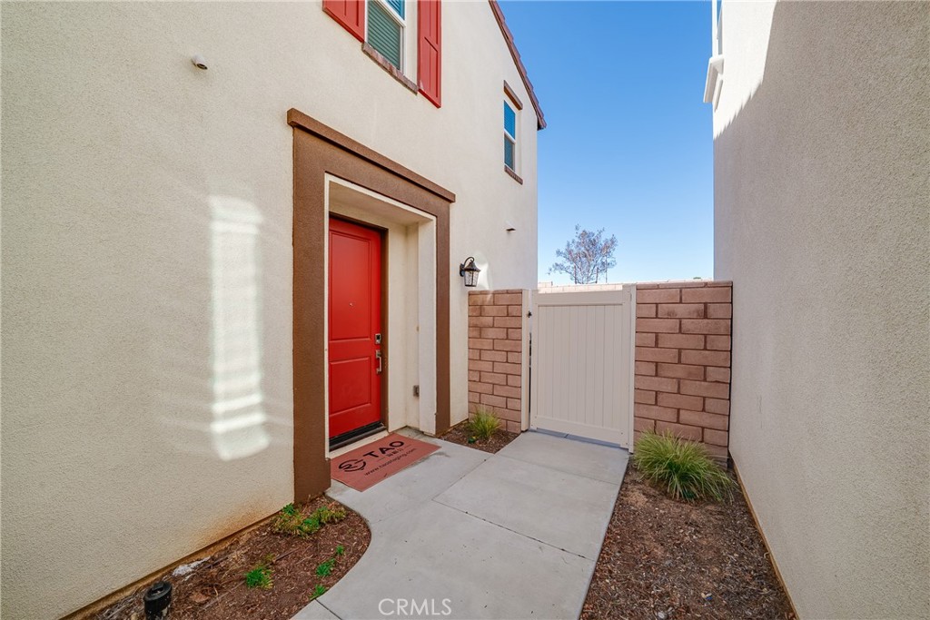 208 Bonita Property Photo 6