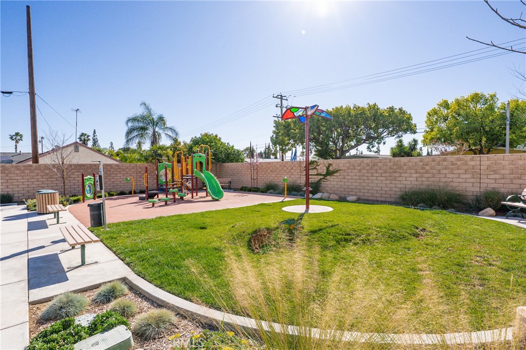 208 Bonita Property Photo 27