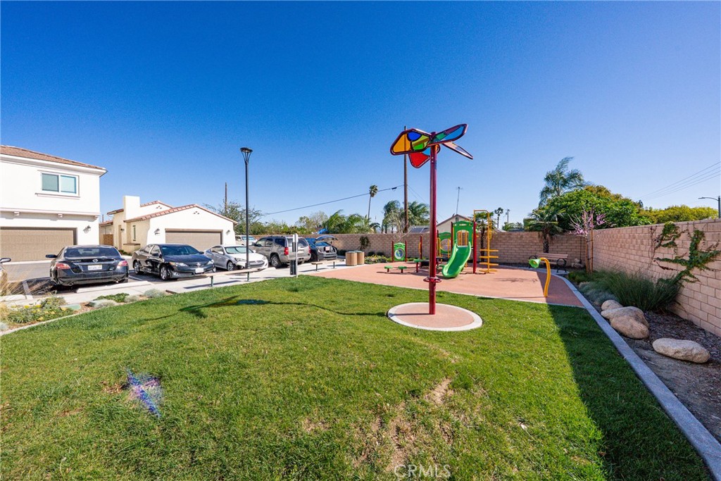 208 Bonita Property Photo 28