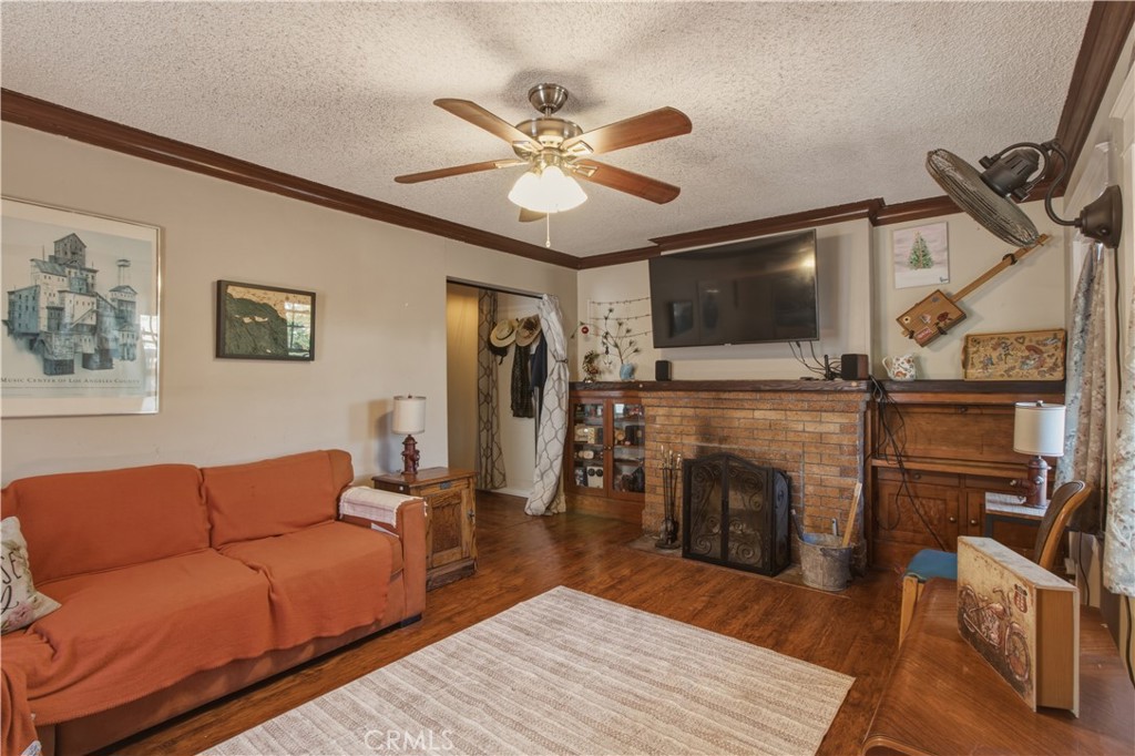337 N Occidental Property Photo 3