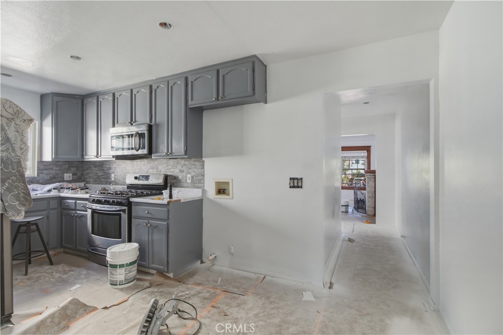 337 N Occidental Property Photo 11