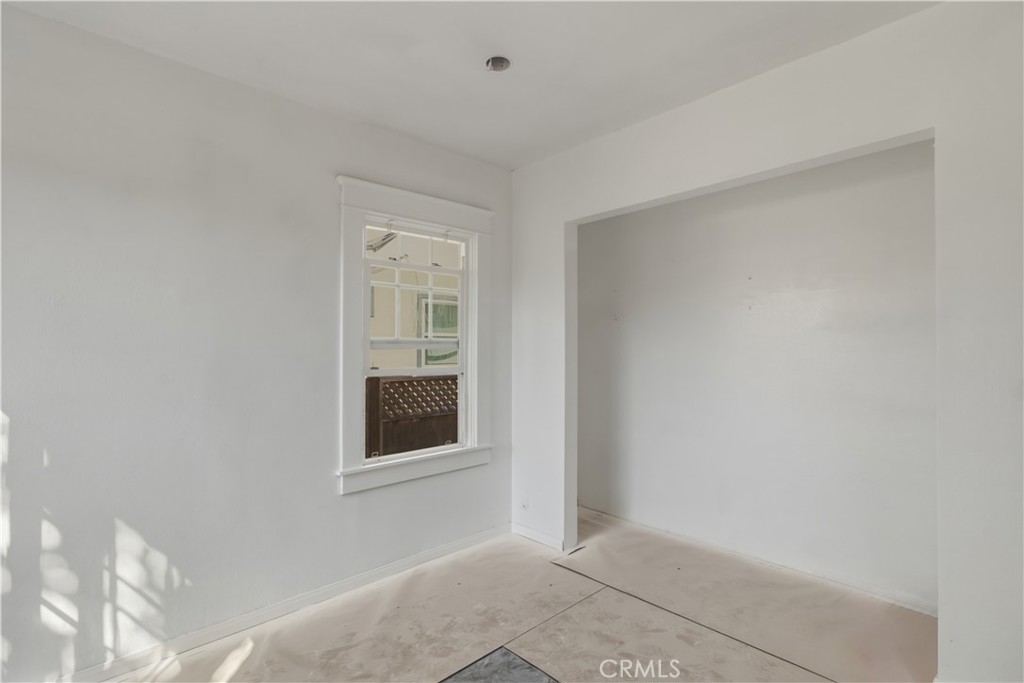 337 N Occidental Property Photo 13