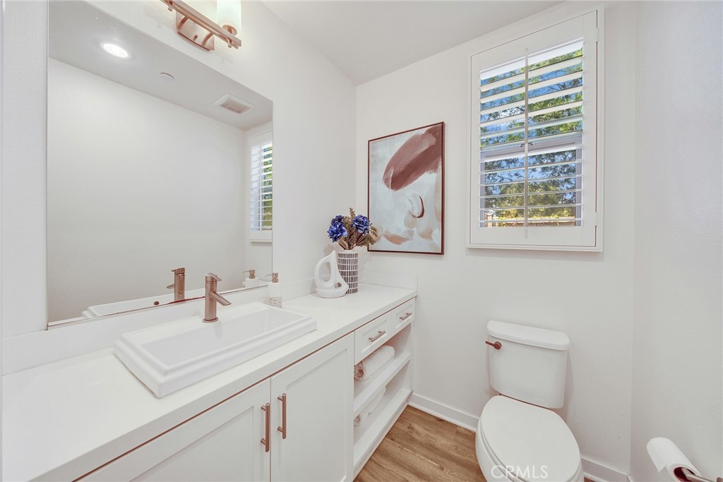 182 Finch Property Photo 22