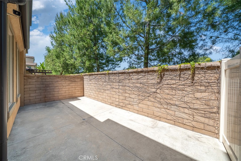 182 Finch Property Photo 32