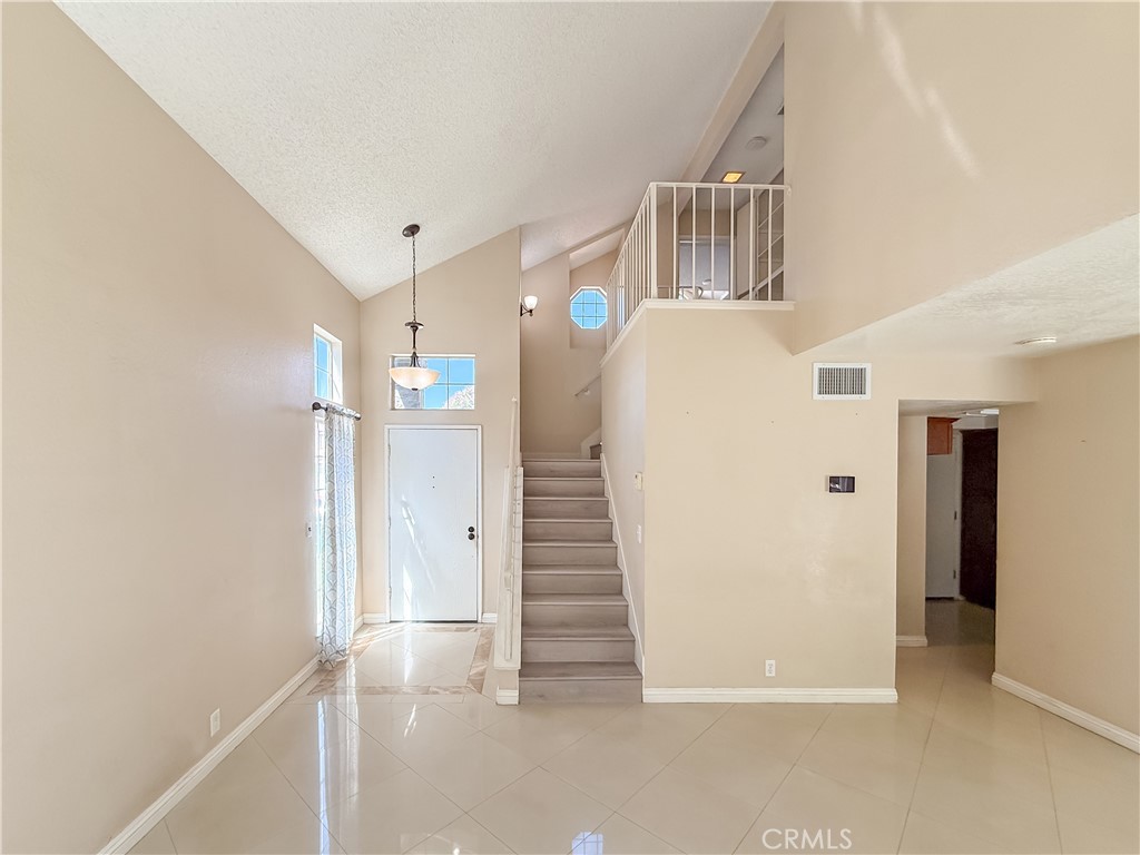 7671 Barrington Court Property Photo 11