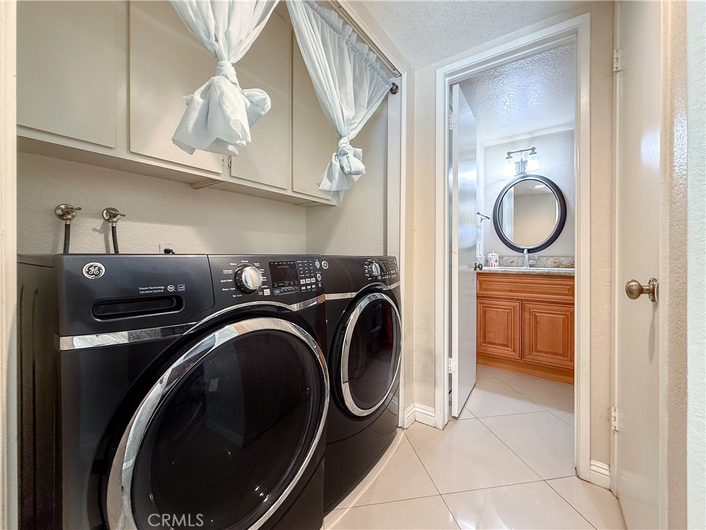 7671 Barrington Court Property Photo 17