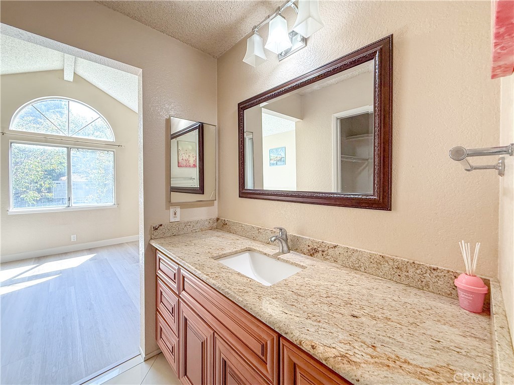 7671 Barrington Court Property Photo 23