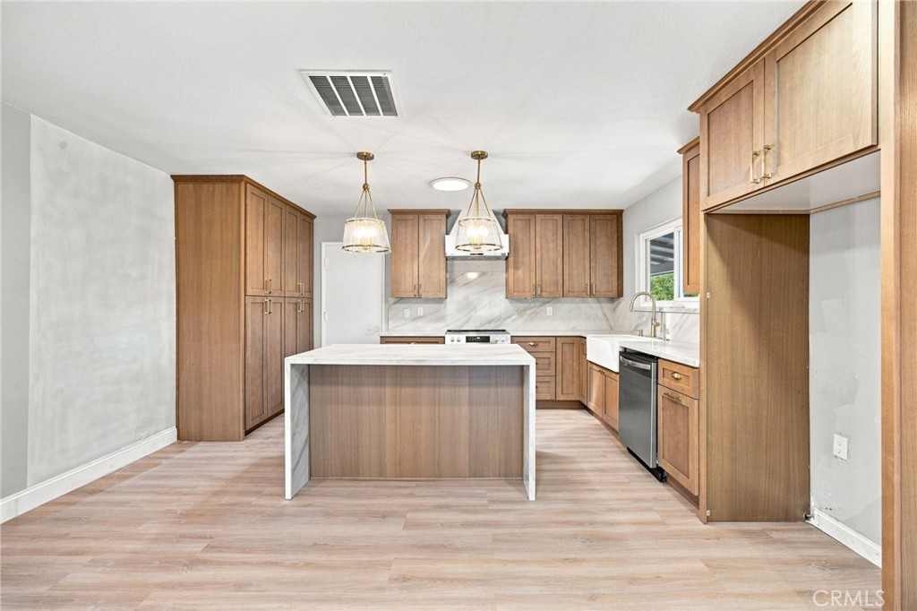 2111 Toca Property Photo 11