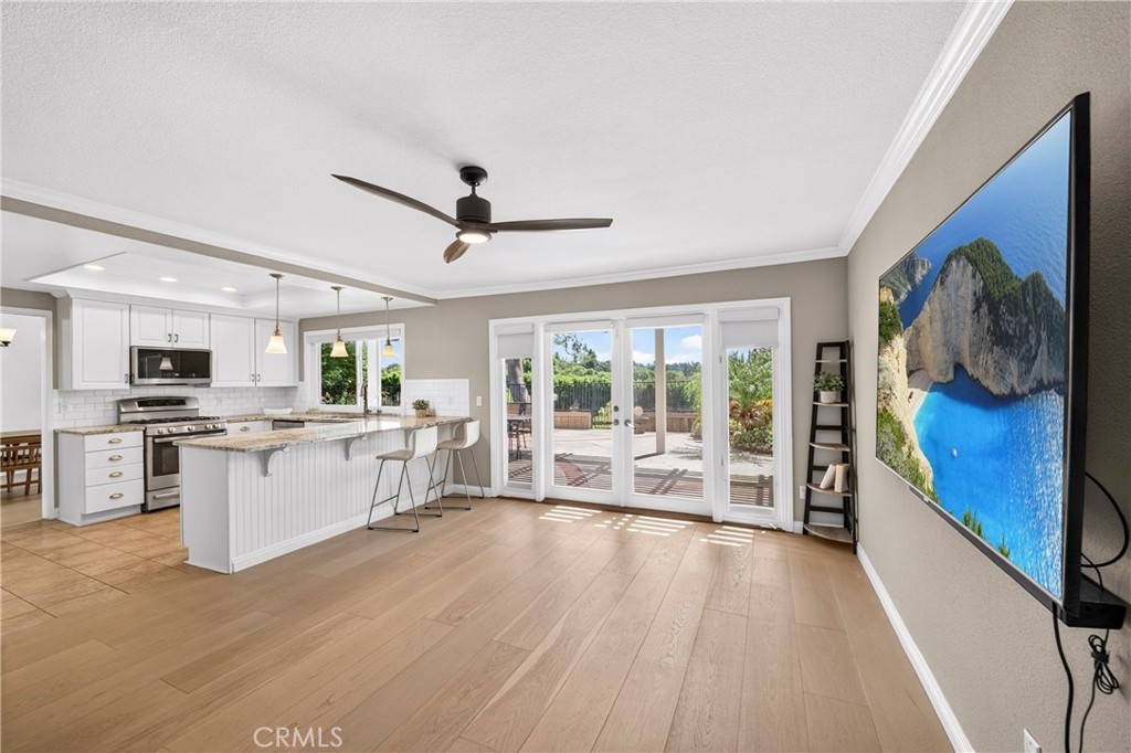 618 Brookline Place Property Photo 14