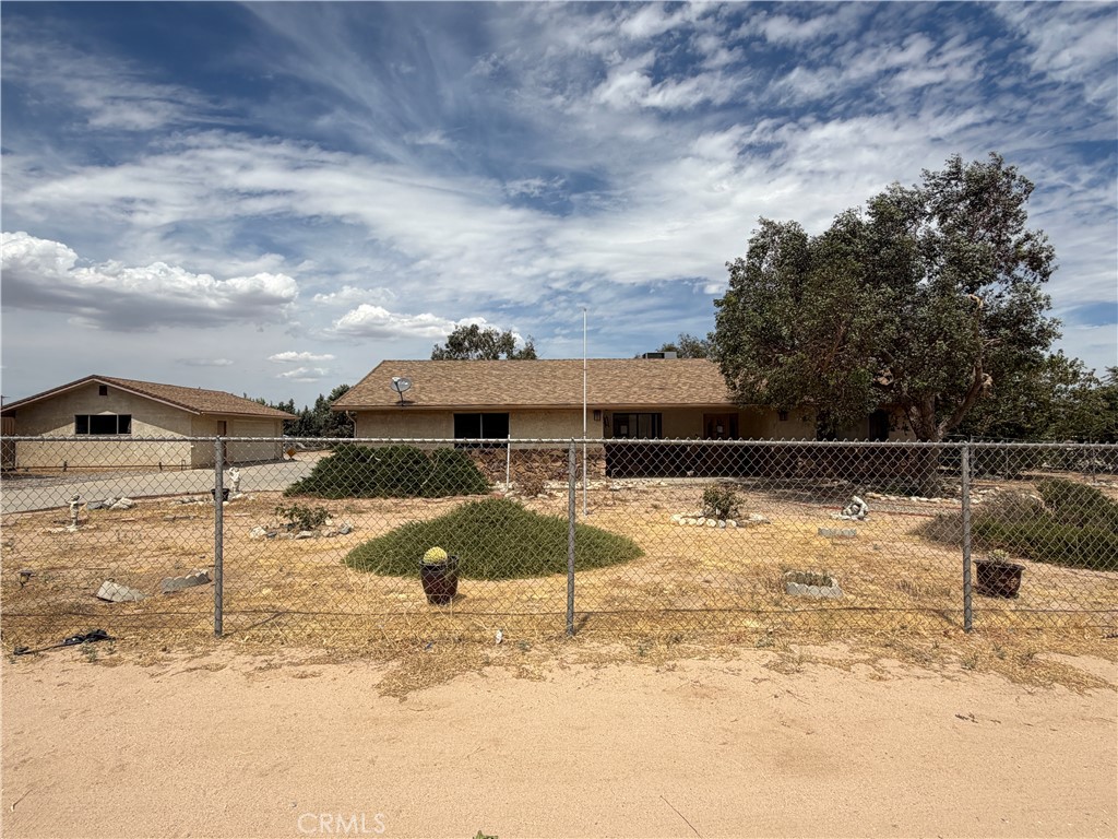 15000 Sage Property Photo 1