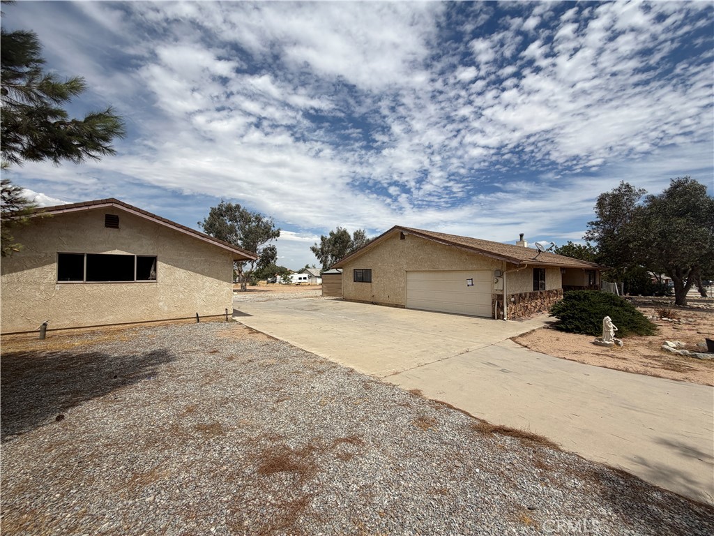 15000 Sage Property Photo 2