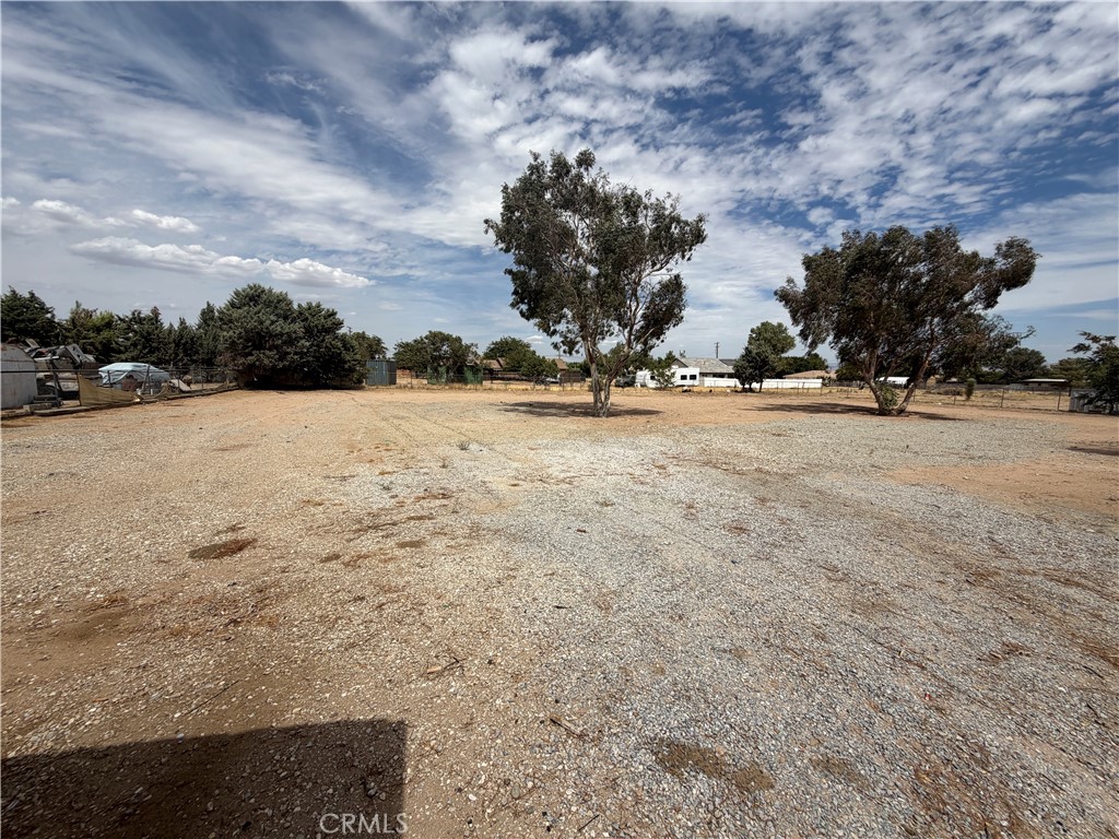 15000 Sage Property Photo 4