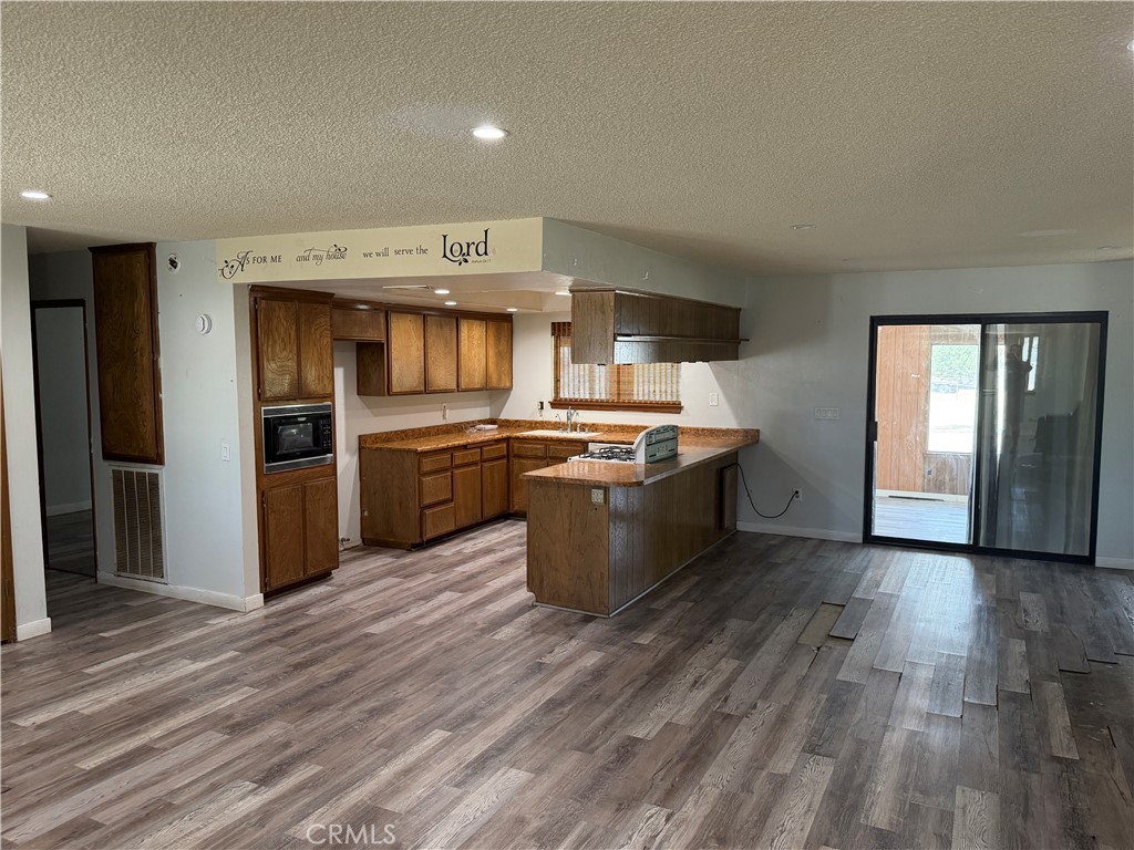 15000 Sage Property Photo 7