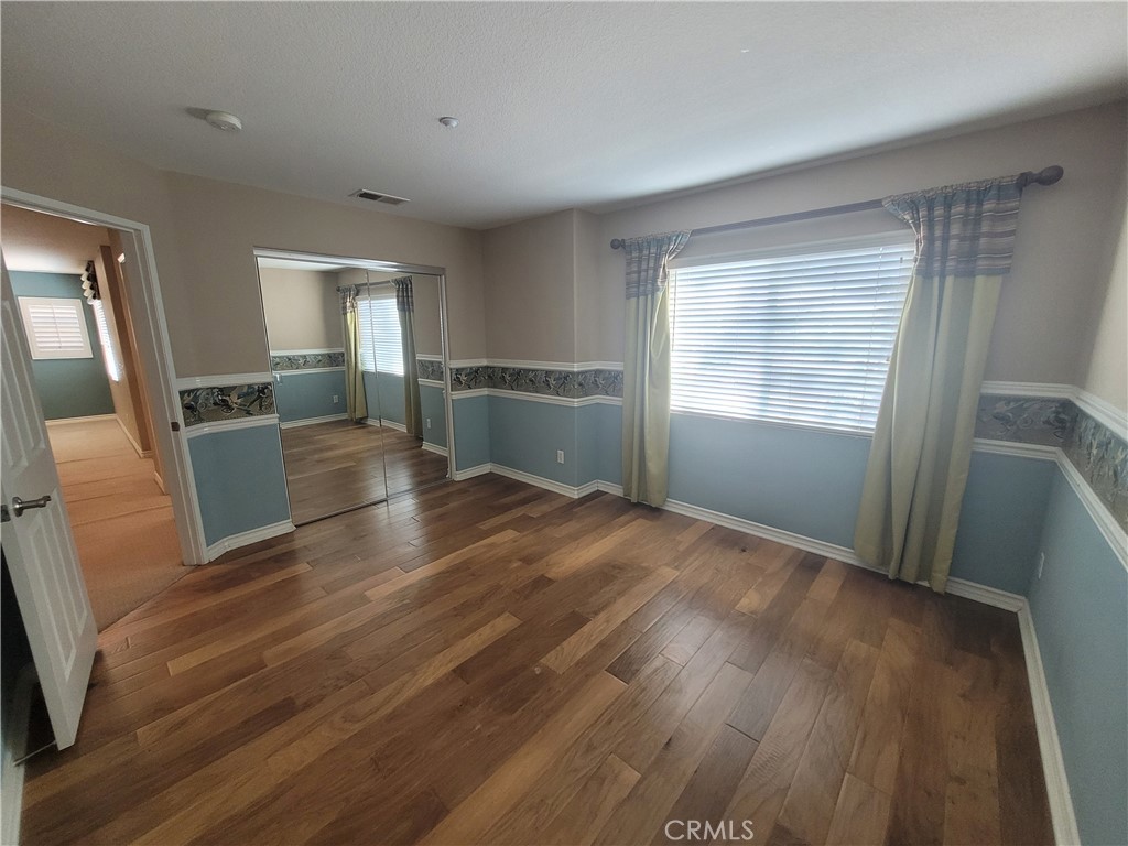 4022 Sutton Court Property Photo 9