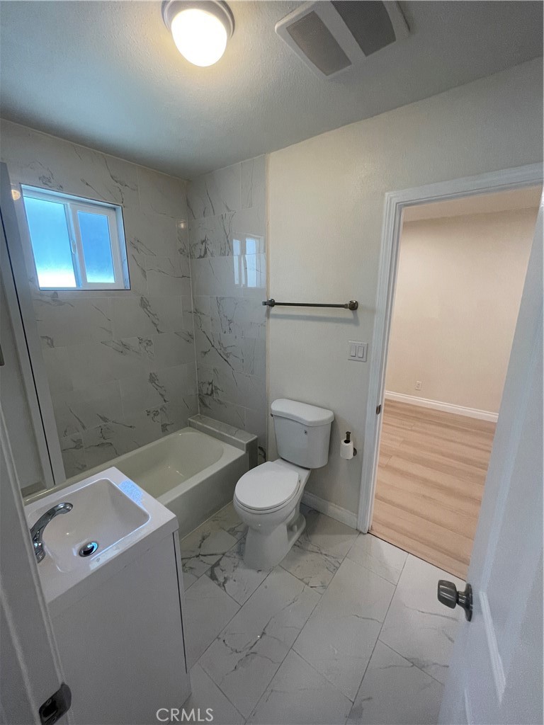 244 E 111th Street Property Photo 6
