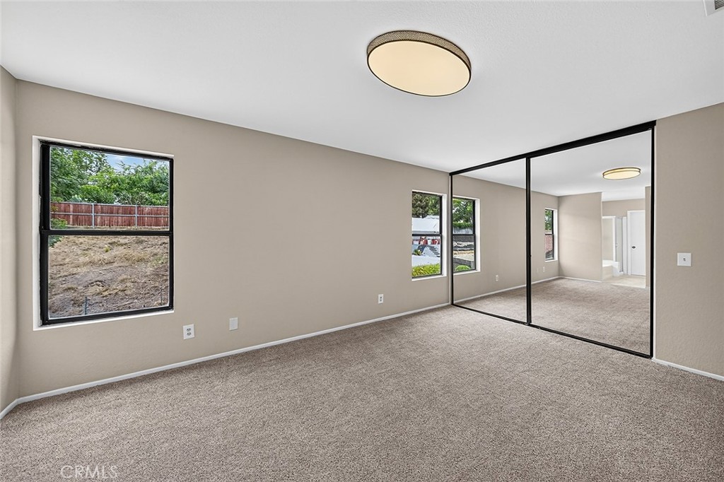 6462 Siamese Property Photo 26
