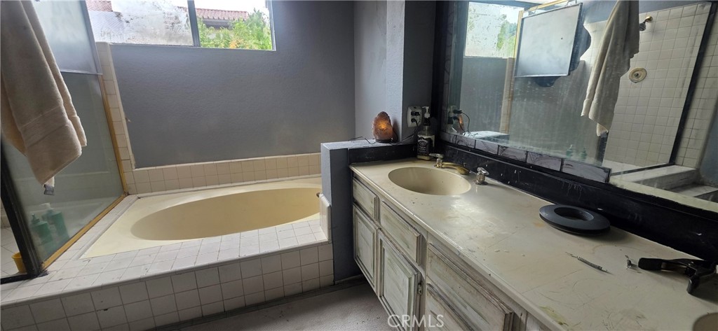 12 Franciscan Place Property Photo 23