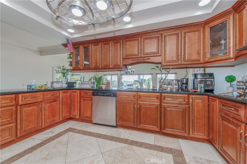 16419 Canarias Property Photo 22