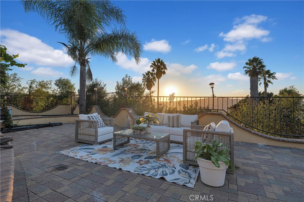 16419 Canarias Property Photo 49