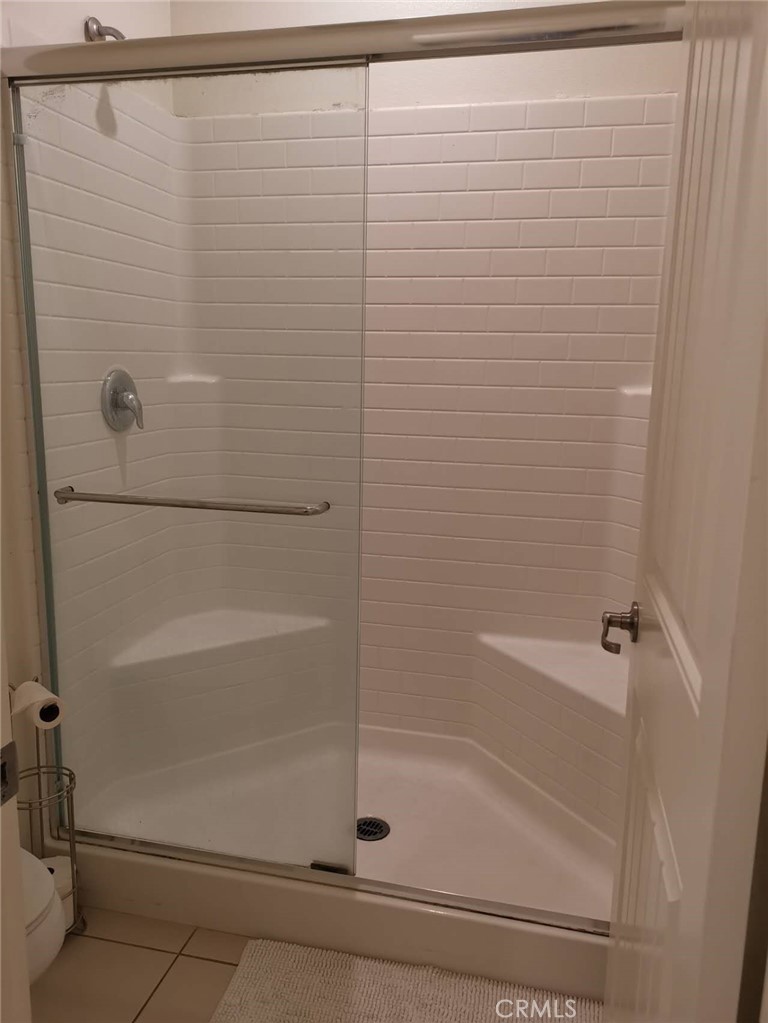 7008 Jetty Court Property Photo 9