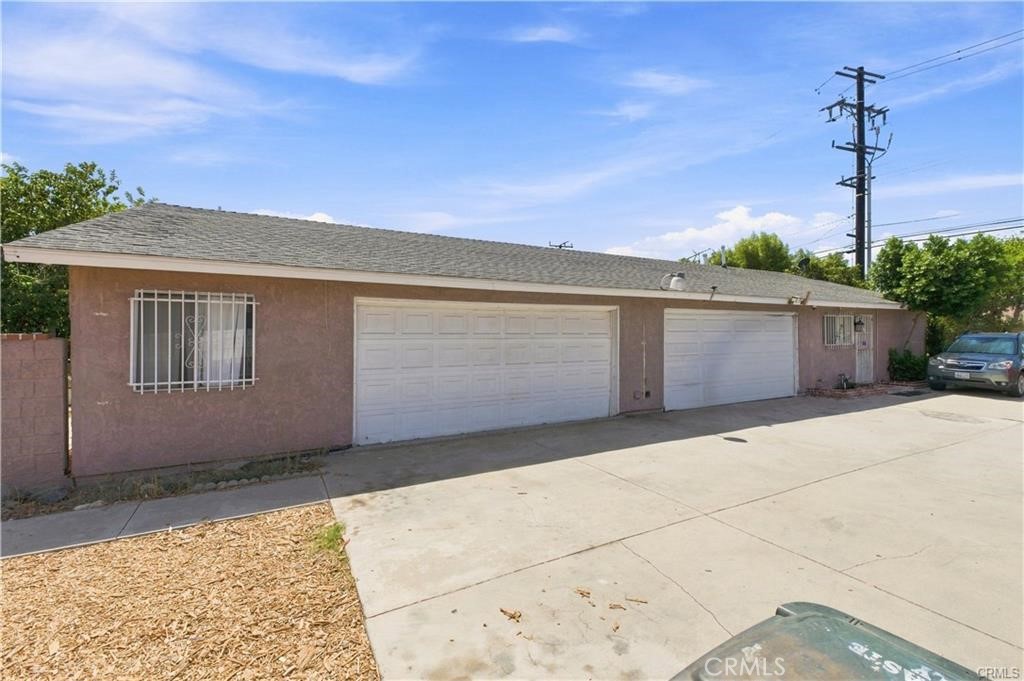 17317 Marygold Property Photo 2