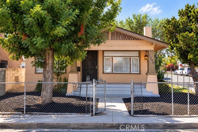 1298 Acacia Property Photo 1