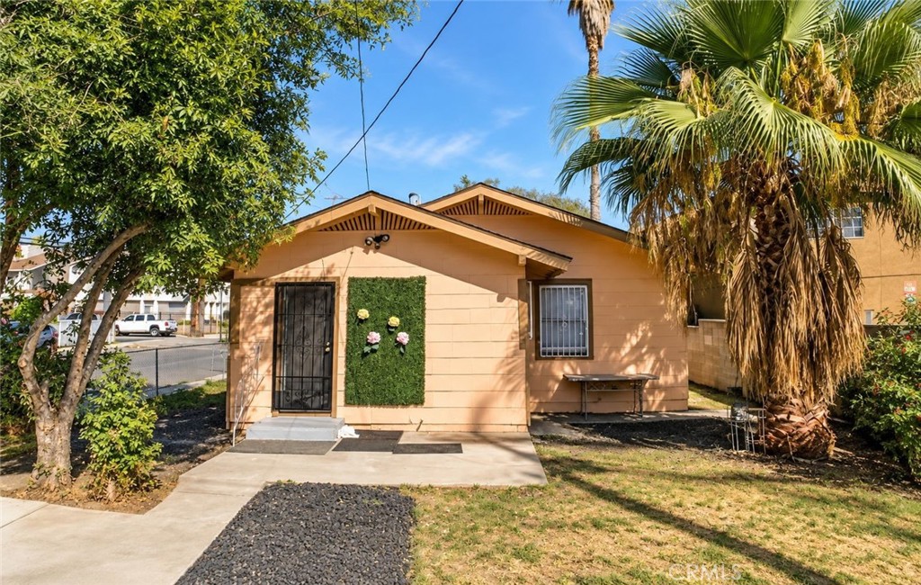 1298 Acacia Property Photo 16