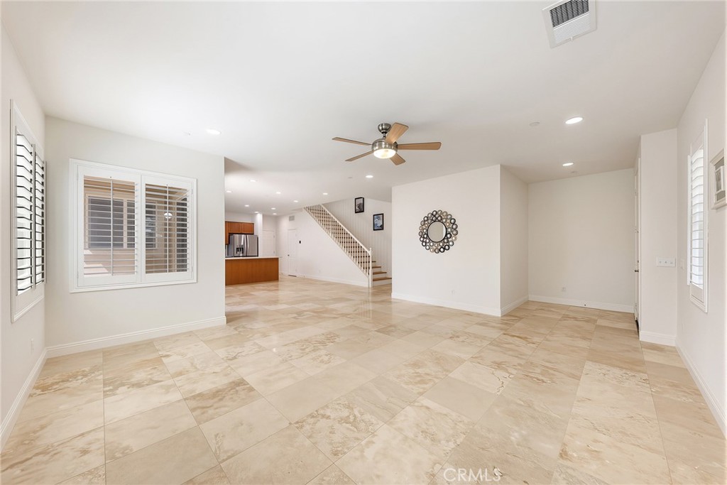 7271 Enclave Dr Property Photo 10