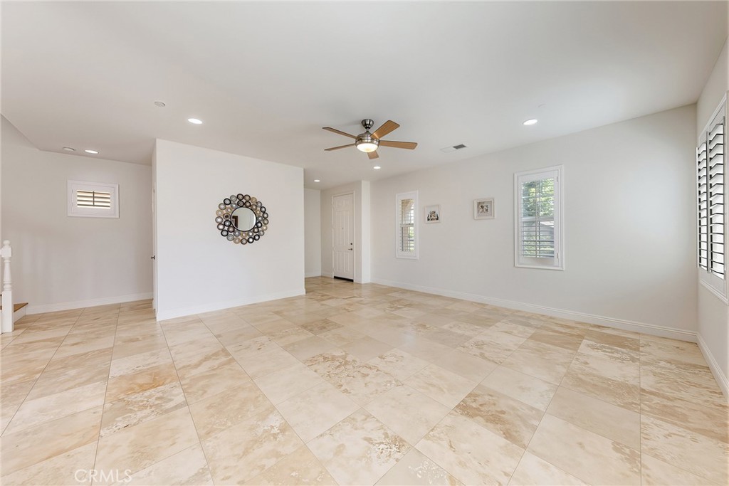 7271 Enclave Dr Property Photo 11