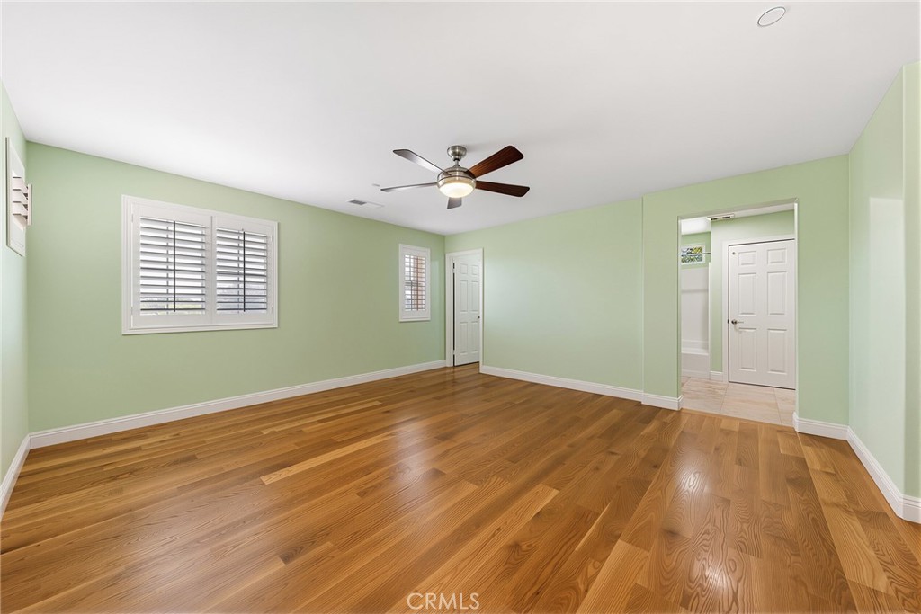 7271 Enclave Dr Property Photo 29