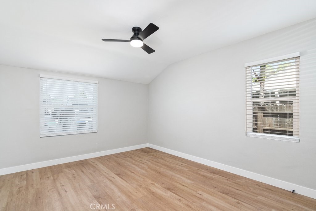 15016 Marigold Avenue Property Photo 9