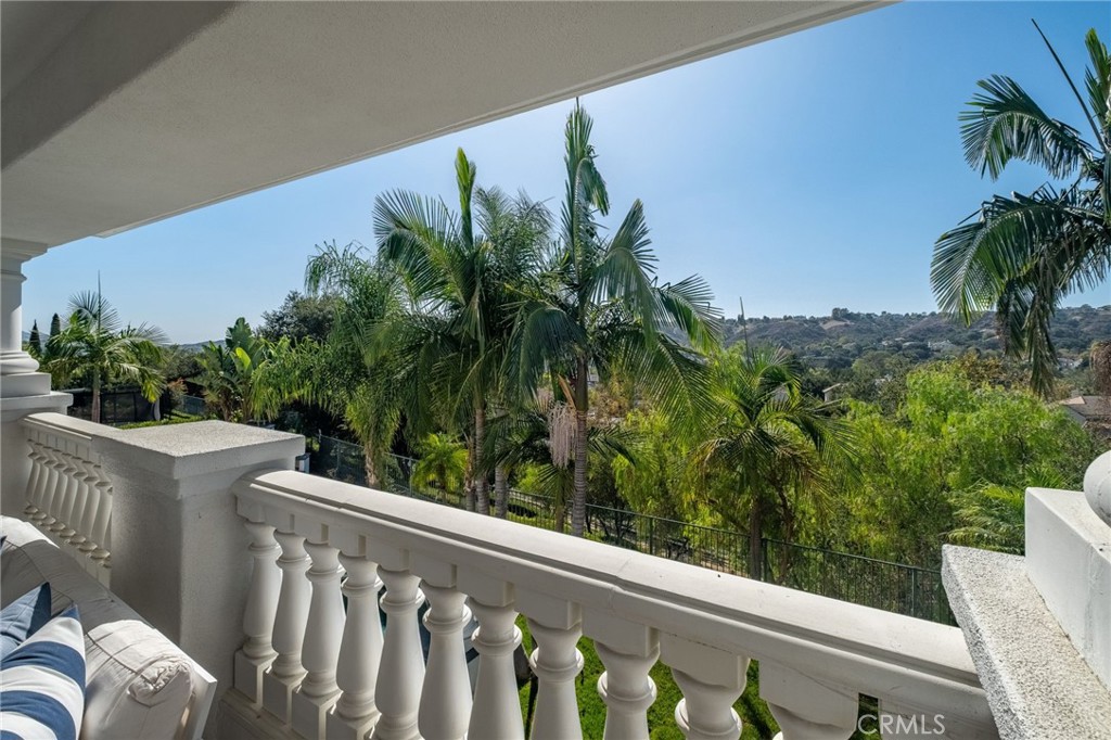9 Rue Delacroix Property Photo 35