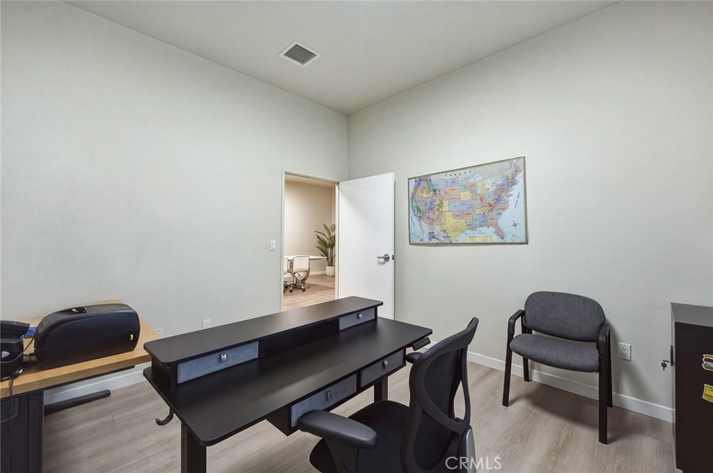 13127 Garvey Avenue Property Photo 20