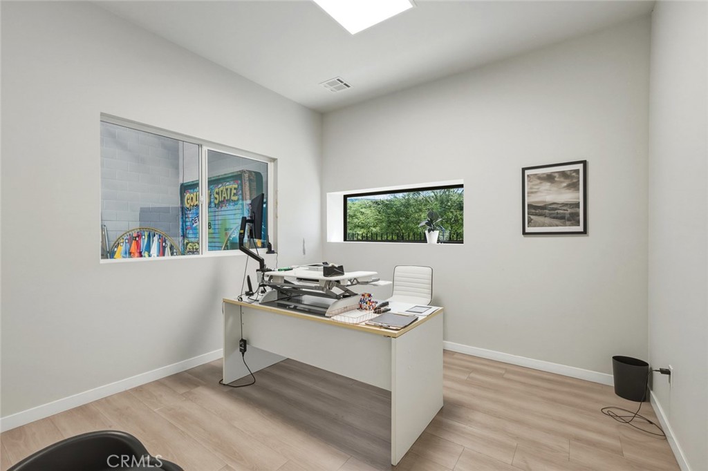 13127 Garvey Avenue Property Photo 23