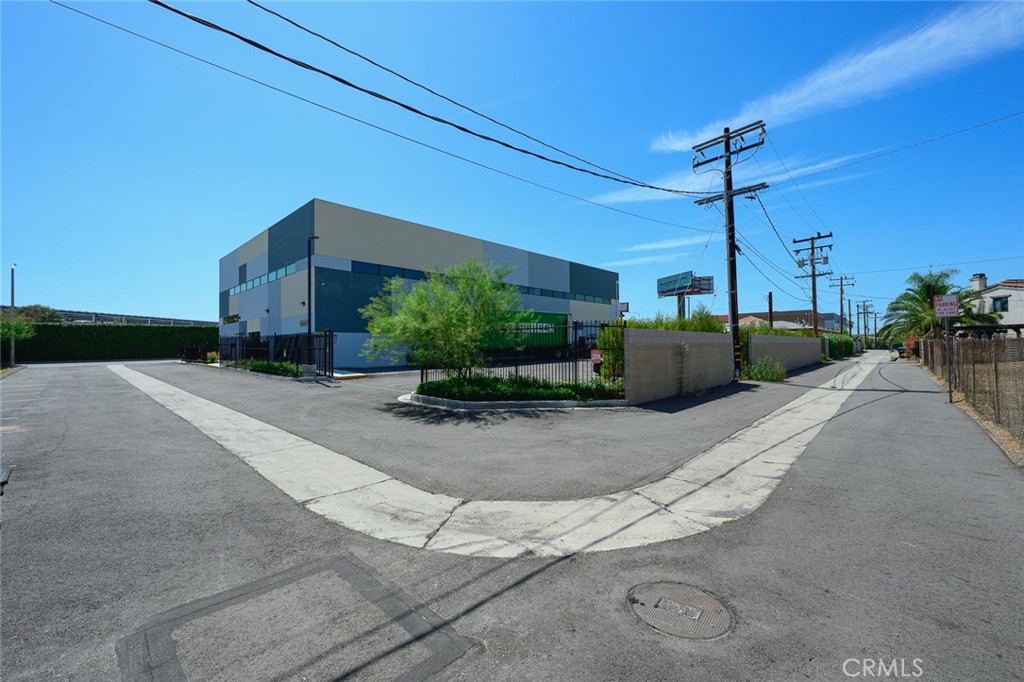 13127 Garvey Avenue Property Photo 31