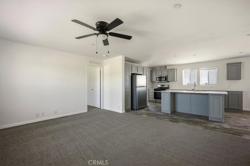 7323 Woodcliff Street Property Photo 5
