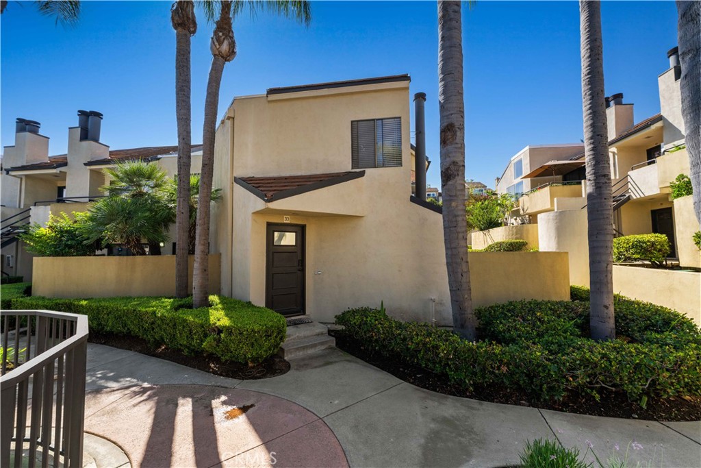 13115 Le Parc 33 Property Photo 1