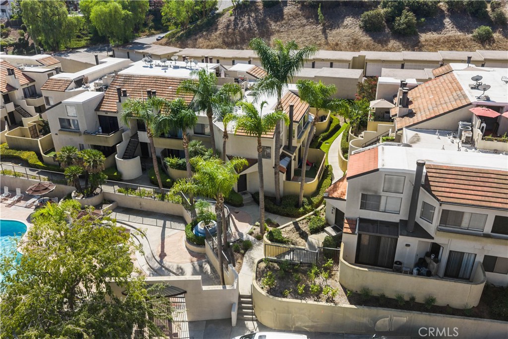 13115 Le Parc 33 Property Photo 3