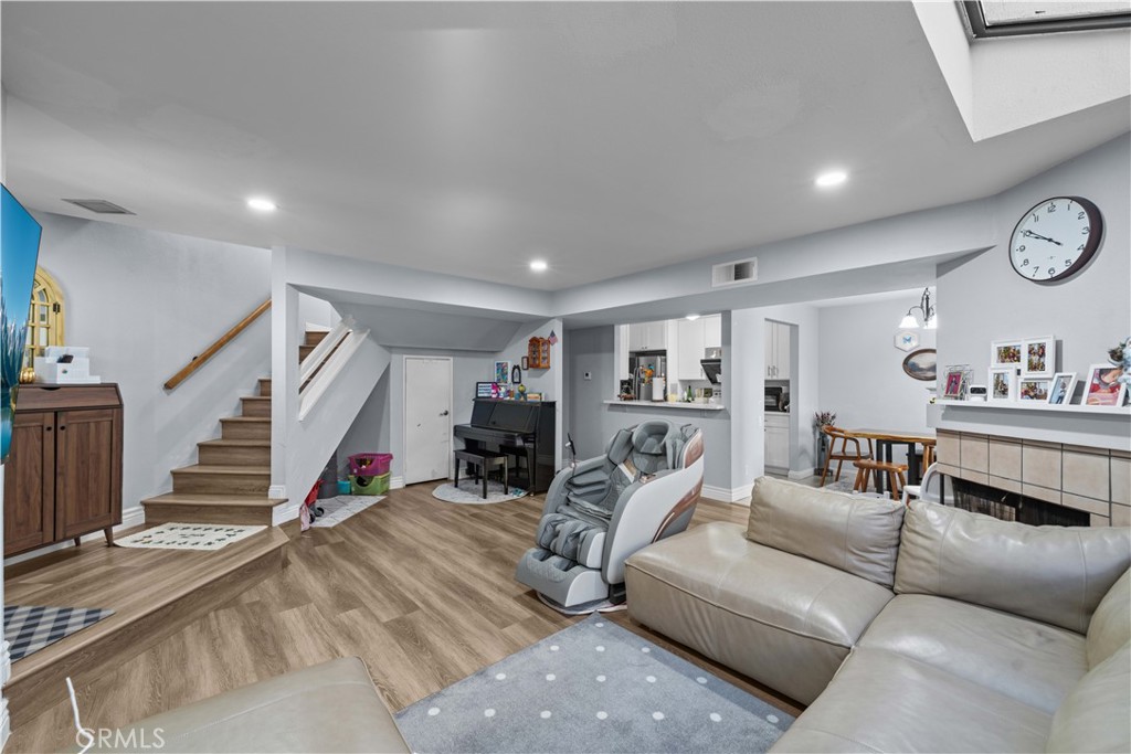 13115 Le Parc 33 Property Photo 6