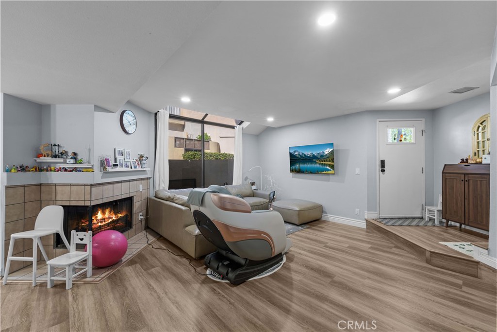 13115 Le Parc 33 Property Photo 7