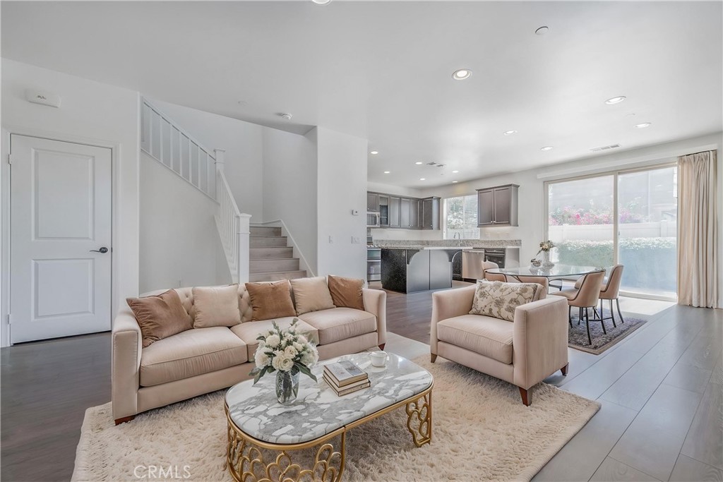 6081 Eucalyptus Property Photo 6