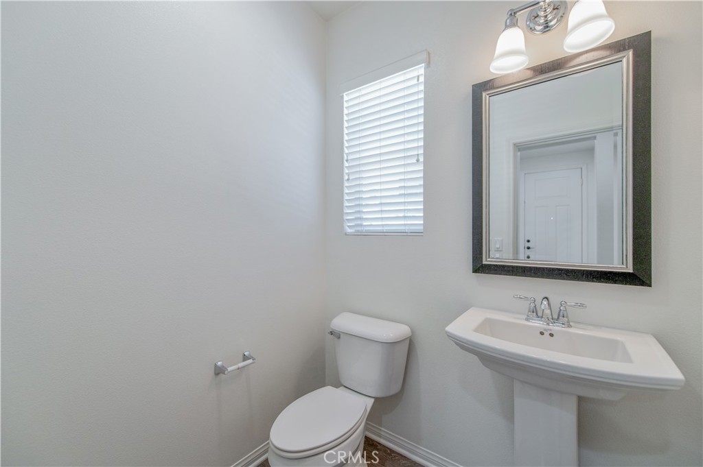 6081 Eucalyptus Property Photo 26