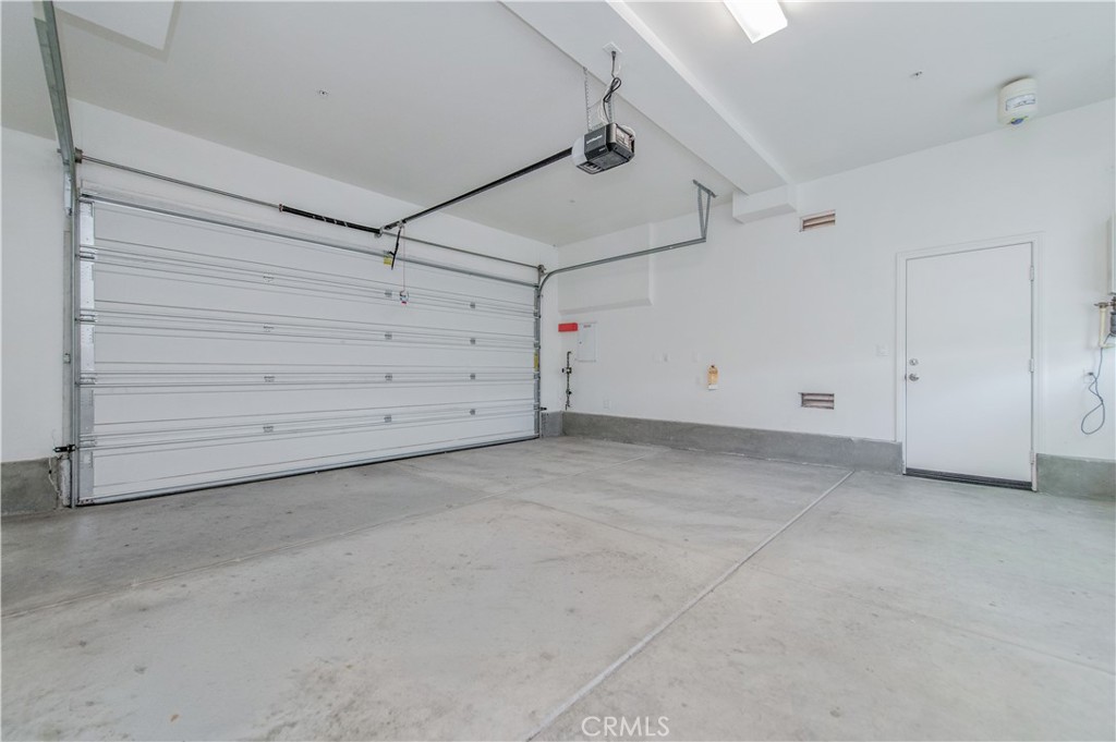 6081 Eucalyptus Property Photo 44